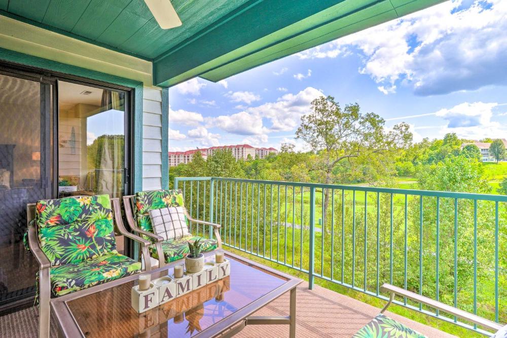 Walk to Strip! Cozy Branson Condo with Pool